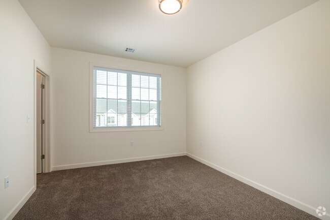 3BR, 2BA - 1372SF