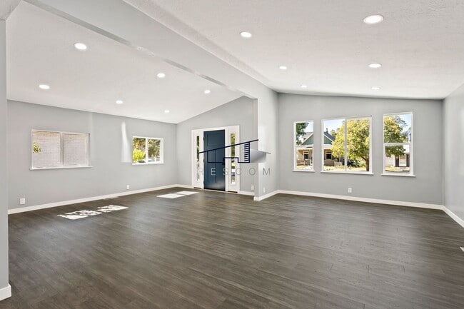 Photo - Updated Ogden 4 Bedroom 2 Bathroom Home Av...