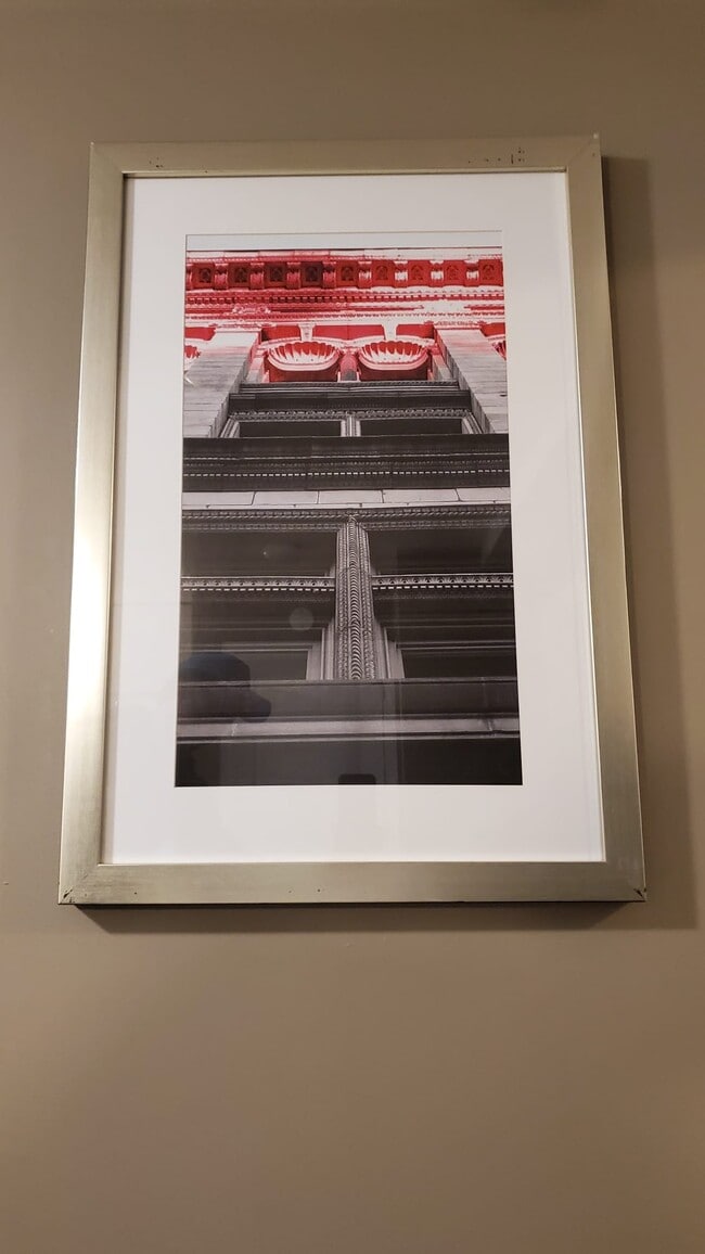 Photo - 6951 Darcel Av