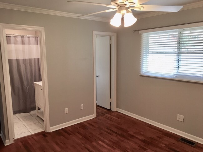 Photo - 1205 Ogilvie Dr NE