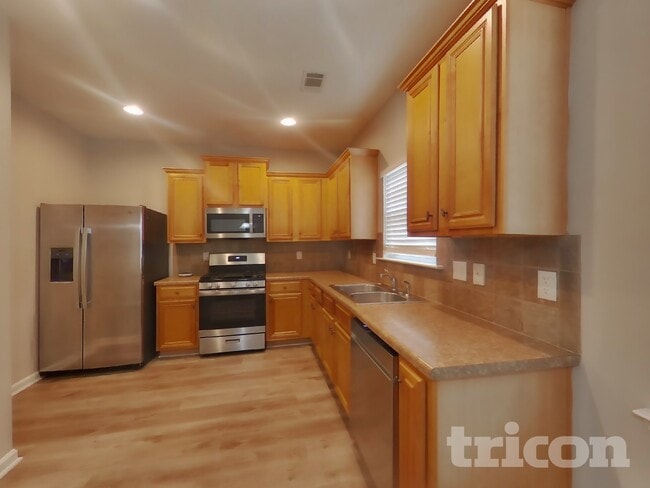 Photo - 7894 Bluefin Trail