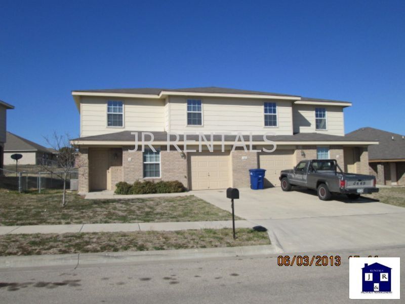 Photo - 310 Janelle Dr