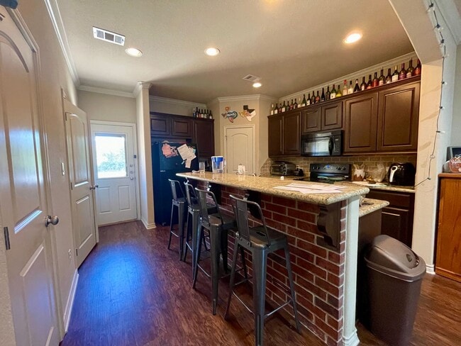 Photo - BEAUTIFUL 2/2.5 in Gateway Villas! August ...