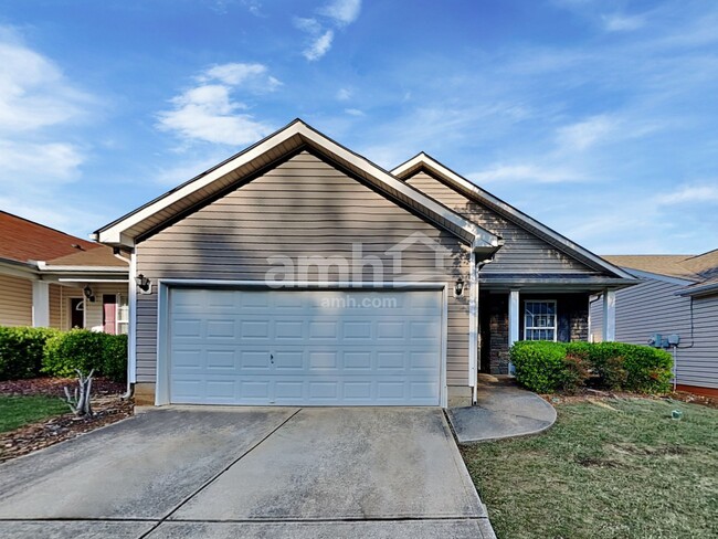Photo - 204 Arrowhead Dr House