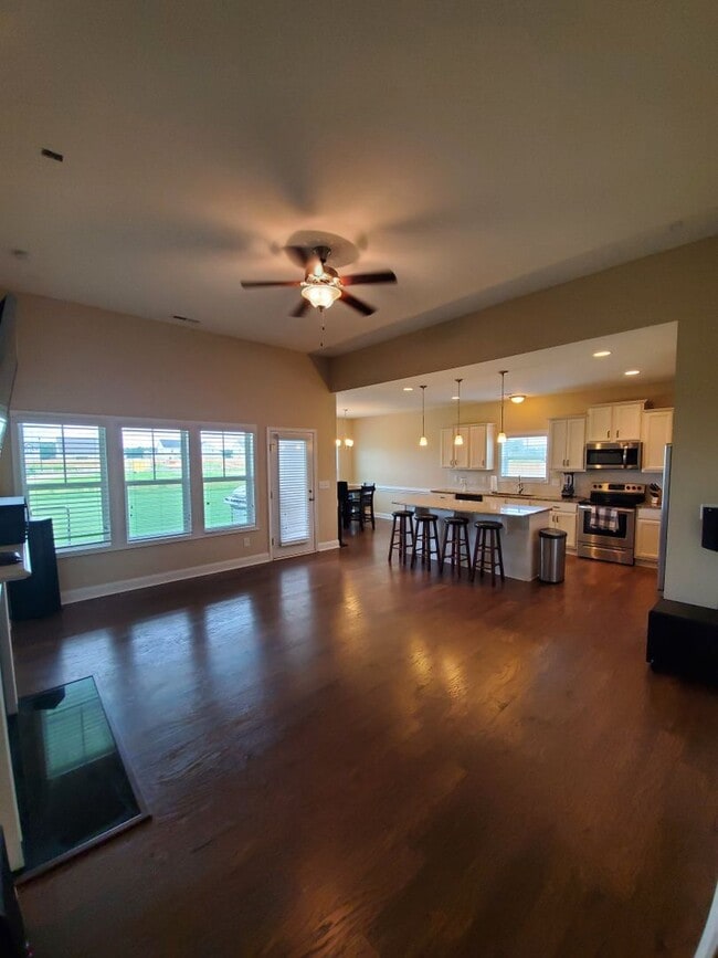 Photo - 205 Korbel Dr