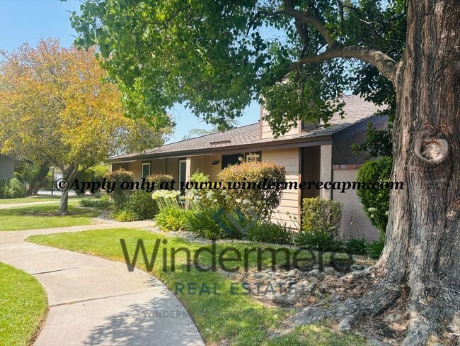 Photo - 127 Touchstone Pl