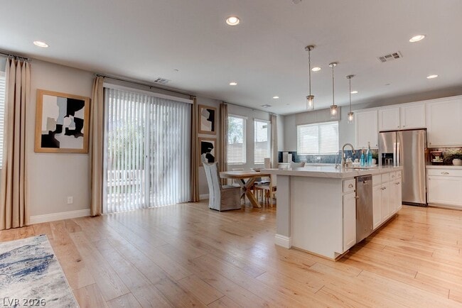 Photo - 8580 Luse St