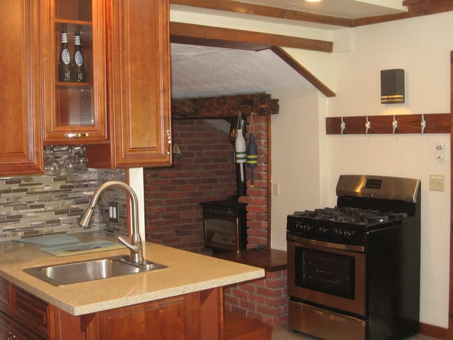 Stainless Steel appliances - 237 Lake Shore Dr S