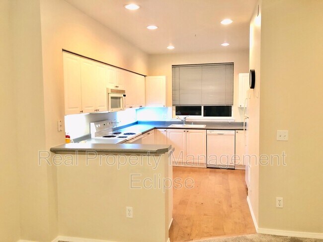 Photo - 16125 Juanita Woodinville Way NE Unit 2612