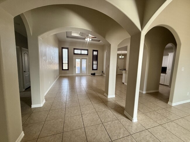 Photo - 1200 W Park Dr