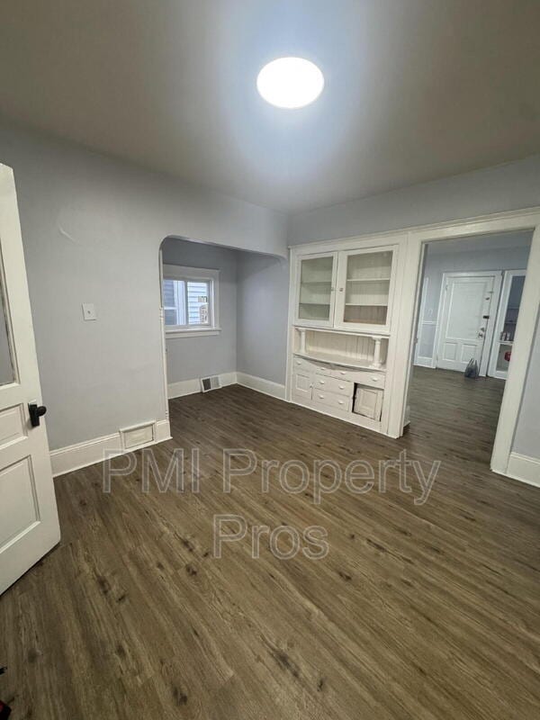 Photo - 3373 N Richards St