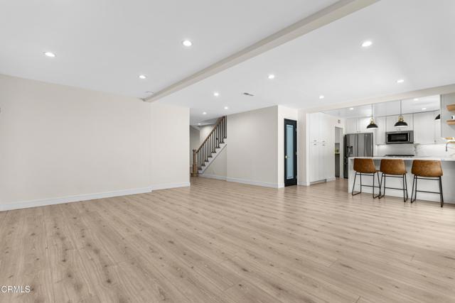 Photo - 9321 Belvoir Ave