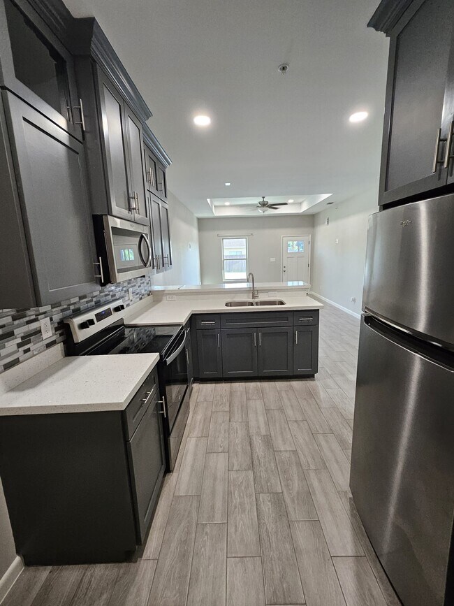 Photo - Magnolia Flats