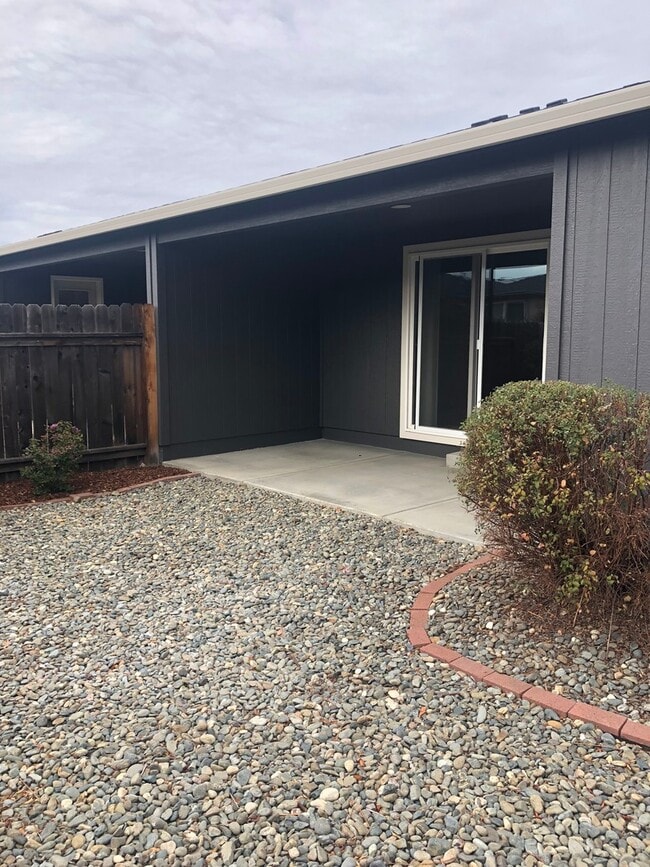 Photo - R1210 SW Sun Glo Dr Unit R1210