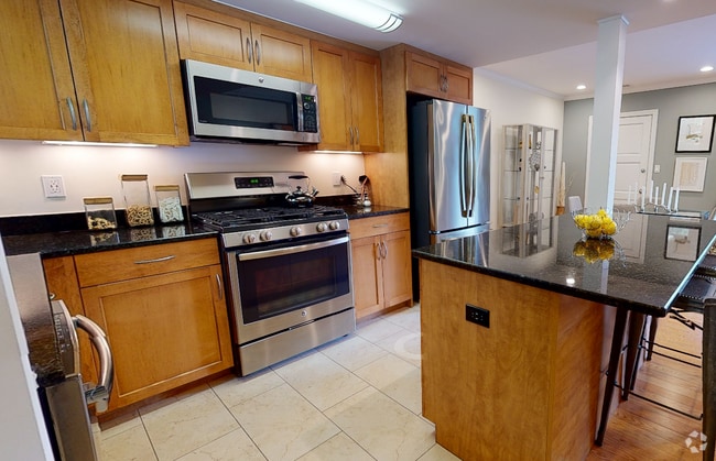 Building Photo - 250 Independence Dr Rental