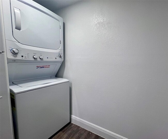 Photo - 7707 NW 7th St Unit 2-907