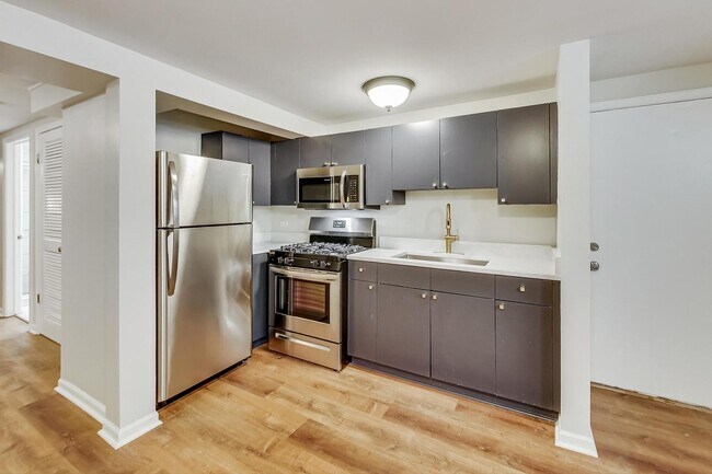 Photo - 1519 N Hudson Ave