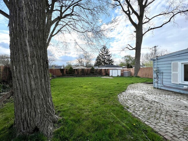 Photo - Move-In Ready 3 Bedroom, 1 Bathroom Home in Westland, MI