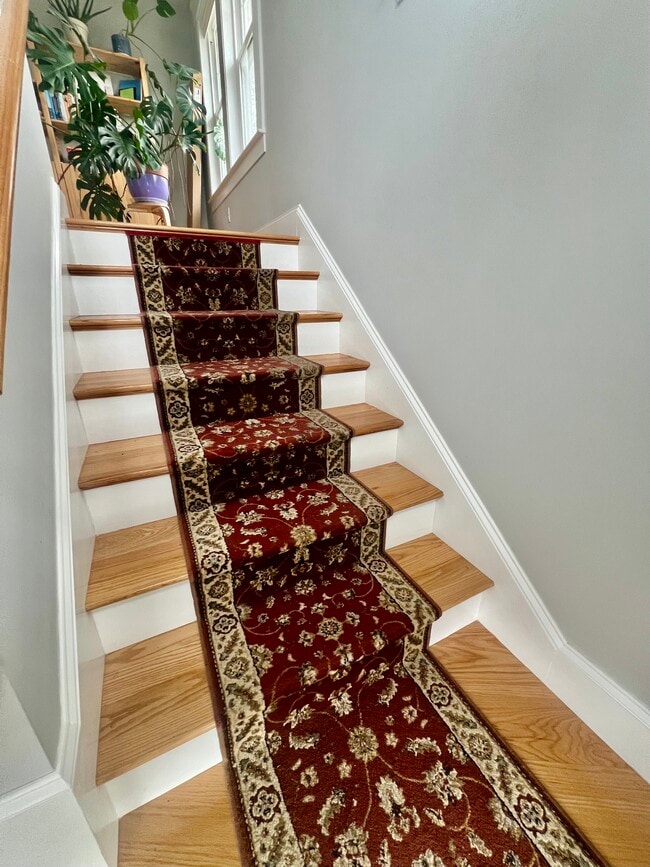 Entrance - 32 Brimmer St Unit 32 Brimmer St # 2 Watertown MA