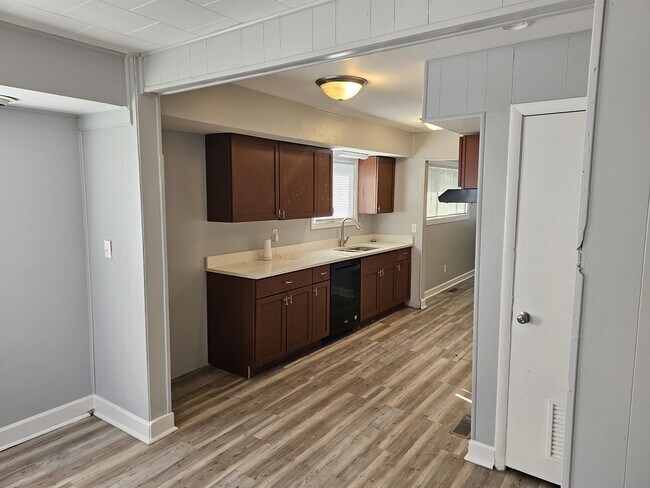 Photo - 1610 E 26th Ave