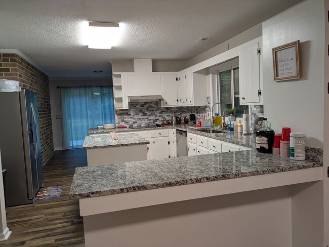 Photo - 3020 Allen Rd