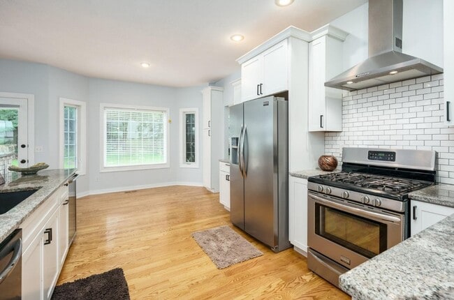 Photo - 5218 Stapleton Dr