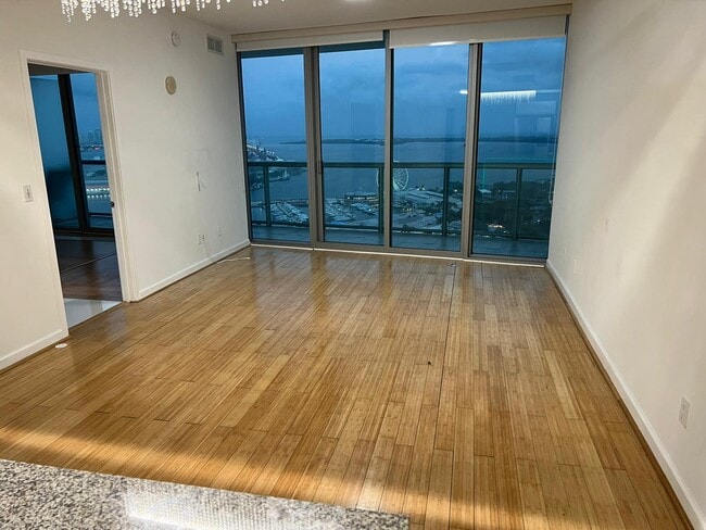 Photo - 888 Biscayne Blvd