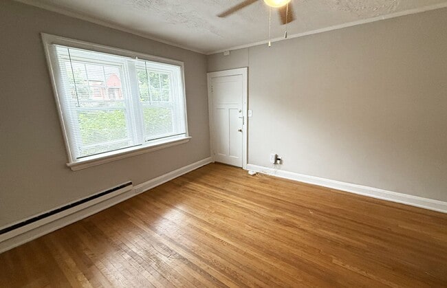 Photo - 415-419-423 Probasco Street Unidad 423-01