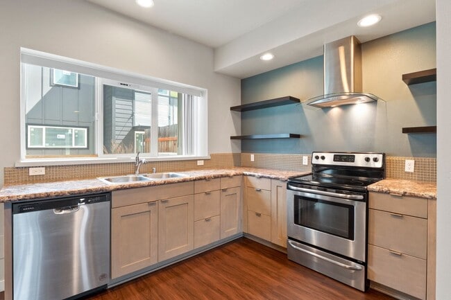 Felts Lane Town Homes