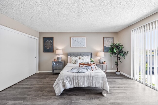 Sun City Gardens - 55+ Active Adult Apartments