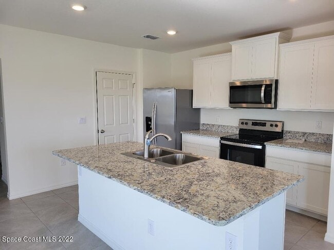Kitchen with pantry - 3619 Foggy Mist Rd SE