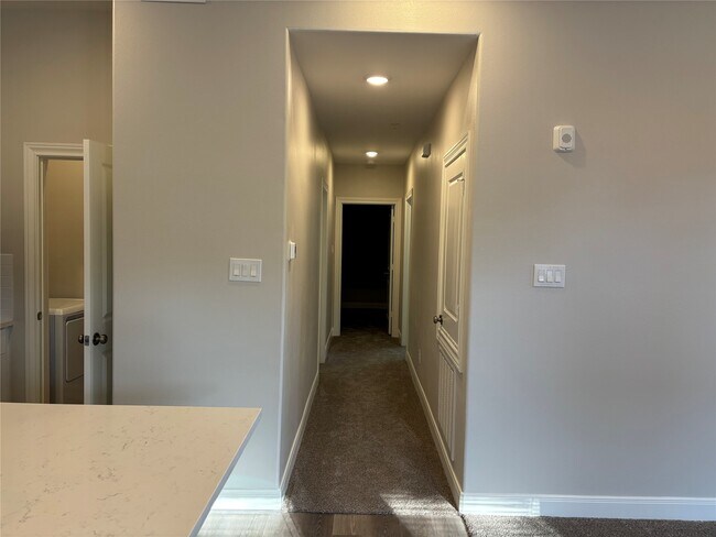 Photo - 504 Nursery Rd Unit 1209