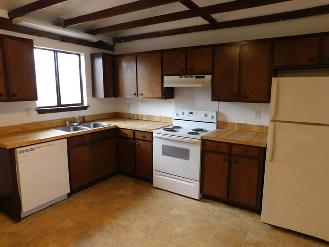 Photo - Duplex in Havelock close to Cherry Point