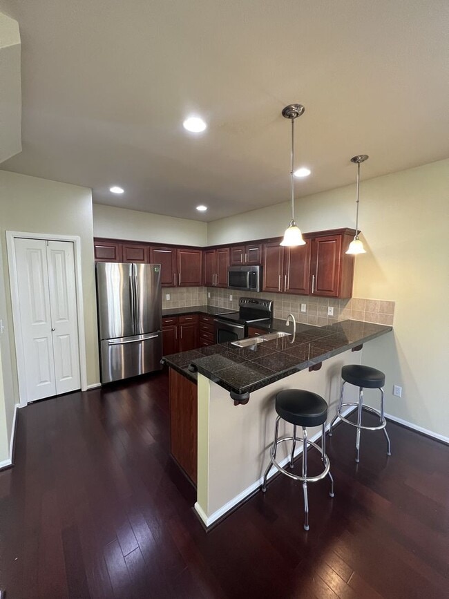 Photo - 3bd/2.5ba House in Fife