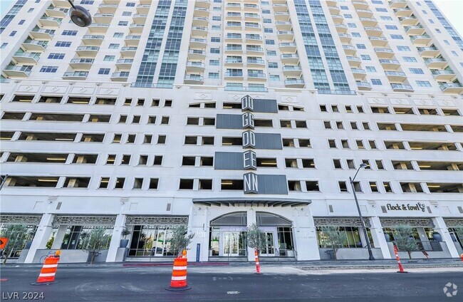 Building Photo - 150 S Las Vegas Blvd Unit 1114 Rental