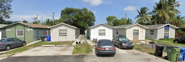Building Photo - 1018 NW 6th Ave Unit 1-2 Rental