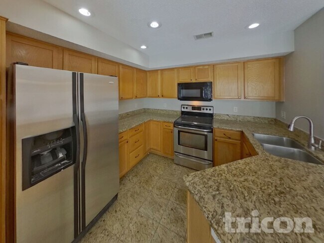 Photo - 1134 Pine St