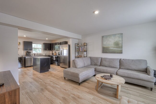 Photo - 2935 Winterberry Dr