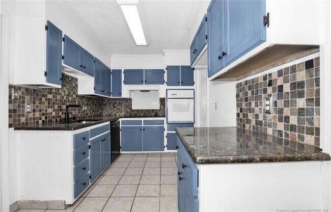 Photo - 5815 Permastone Lake Rd