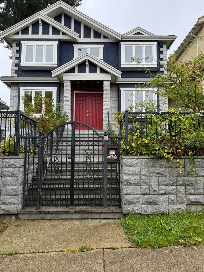 3394 Seaforth Dr
