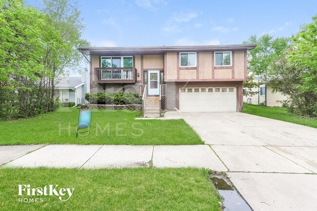 Building Photo - 1939 Ashwood Ln