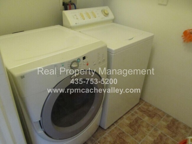 21 Somerset Pl Unit 21 Somerset Place