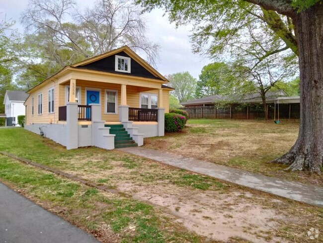 Building Photo - 5558 Mulberry St Rental