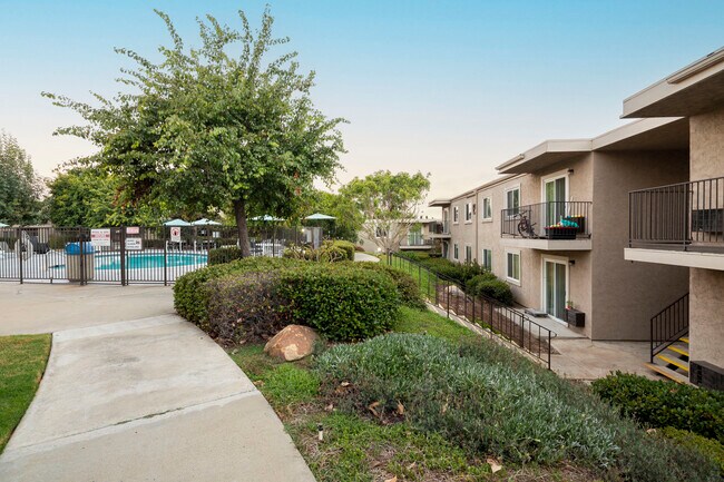 Wexford Manor Apartments