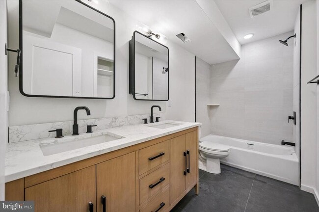 Photo - 627 N 16th St Unidad 101