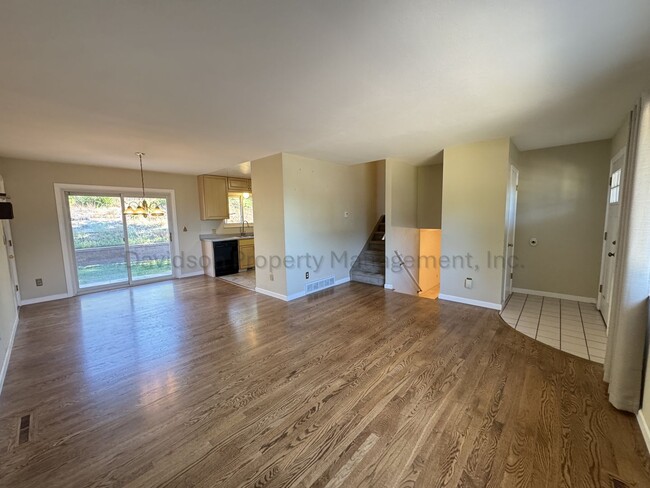 Photo - 1429 Auburn Dr