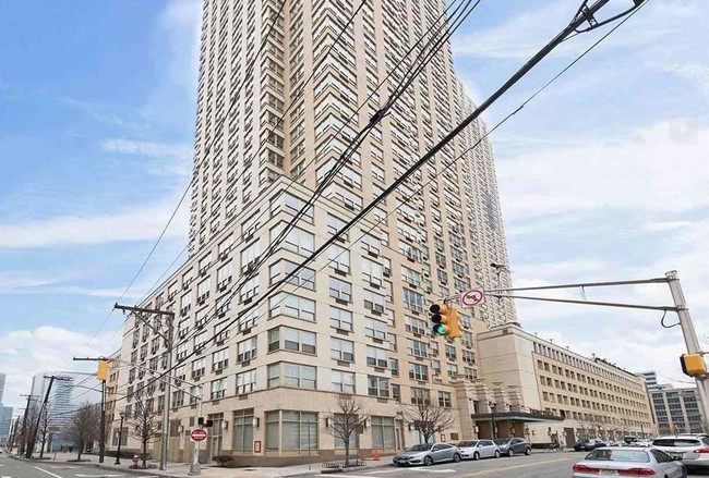 Building Photo - 88 Morgan St Unit 3101