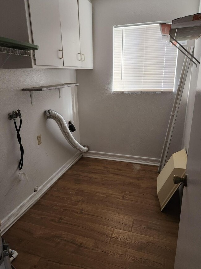 Photo - 1006 2nd St