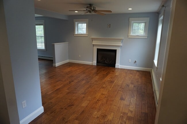 Photo - 18 Lilac Ln
