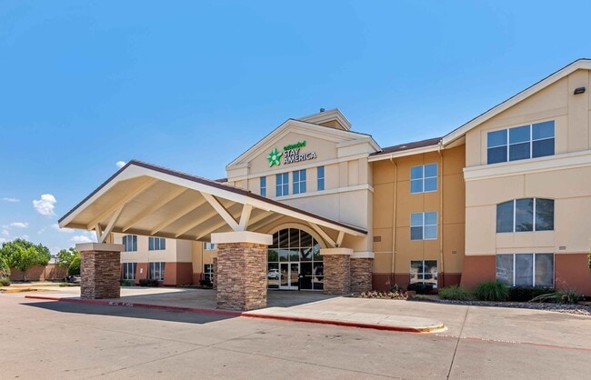 Building Photo - Furnished Studio-Dallas - Frankford Road Rental